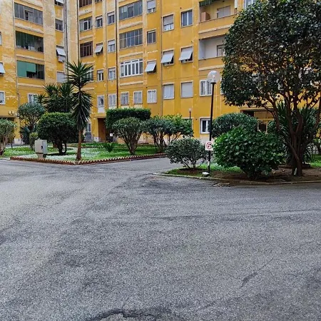 Πανσιόν Downtown Express - Lucio Sestio Metro A, Fast Connection To The Centre 4*