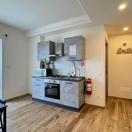 Downtown Express - Lucio Sestio Metro A, Fast Connection To The Centre 4* Ρώμη