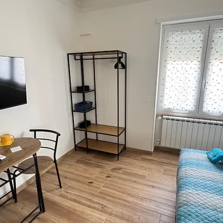 Downtown Express - Lucio Sestio Metro A, Fast Connection To The Centre Πανσιόν